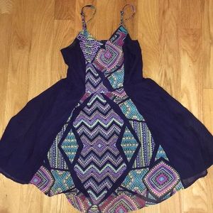 short flowy patterned dress